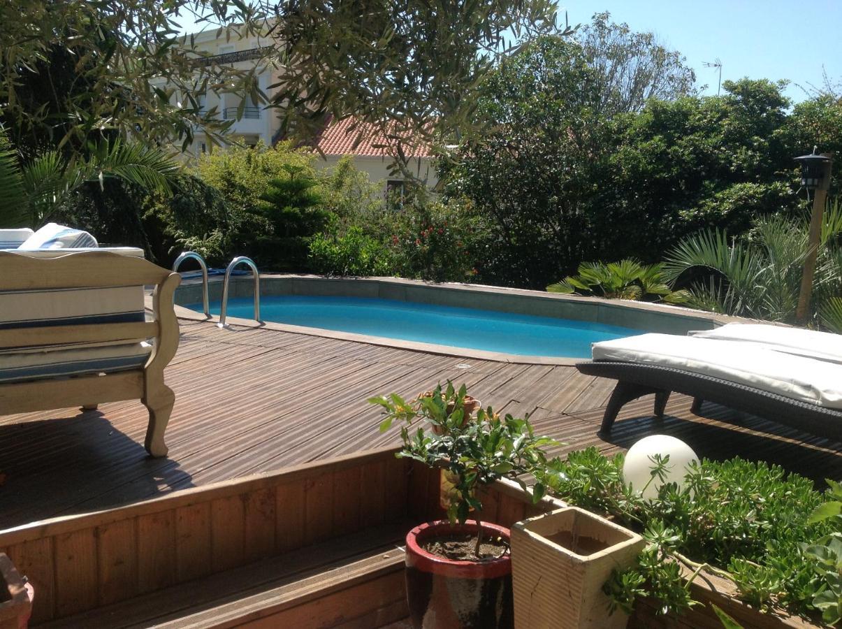 A L'Ombre Du Cedre Hotel Hyeres Exterior photo