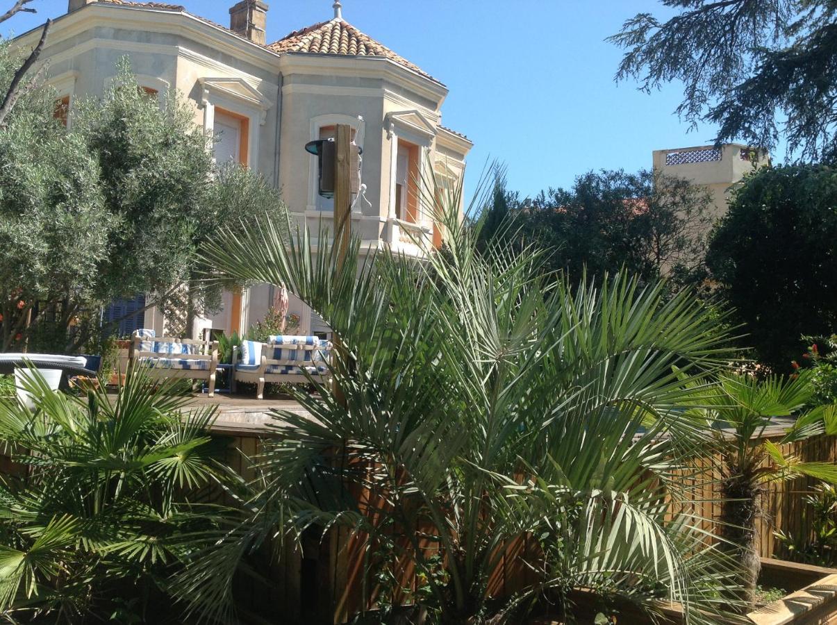 A L'Ombre Du Cedre Hotel Hyeres Exterior photo